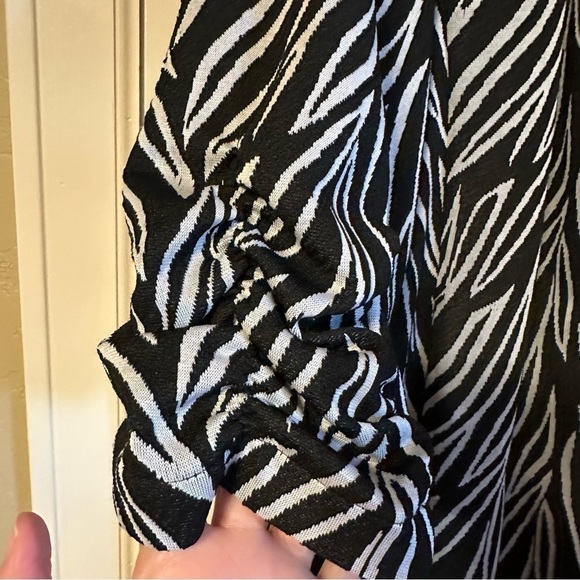 Maggie Barnes Blazer Black & White Zebra Print 3/4 Sleeve Glam Edgy 80s 3X - Picture 6 of 10